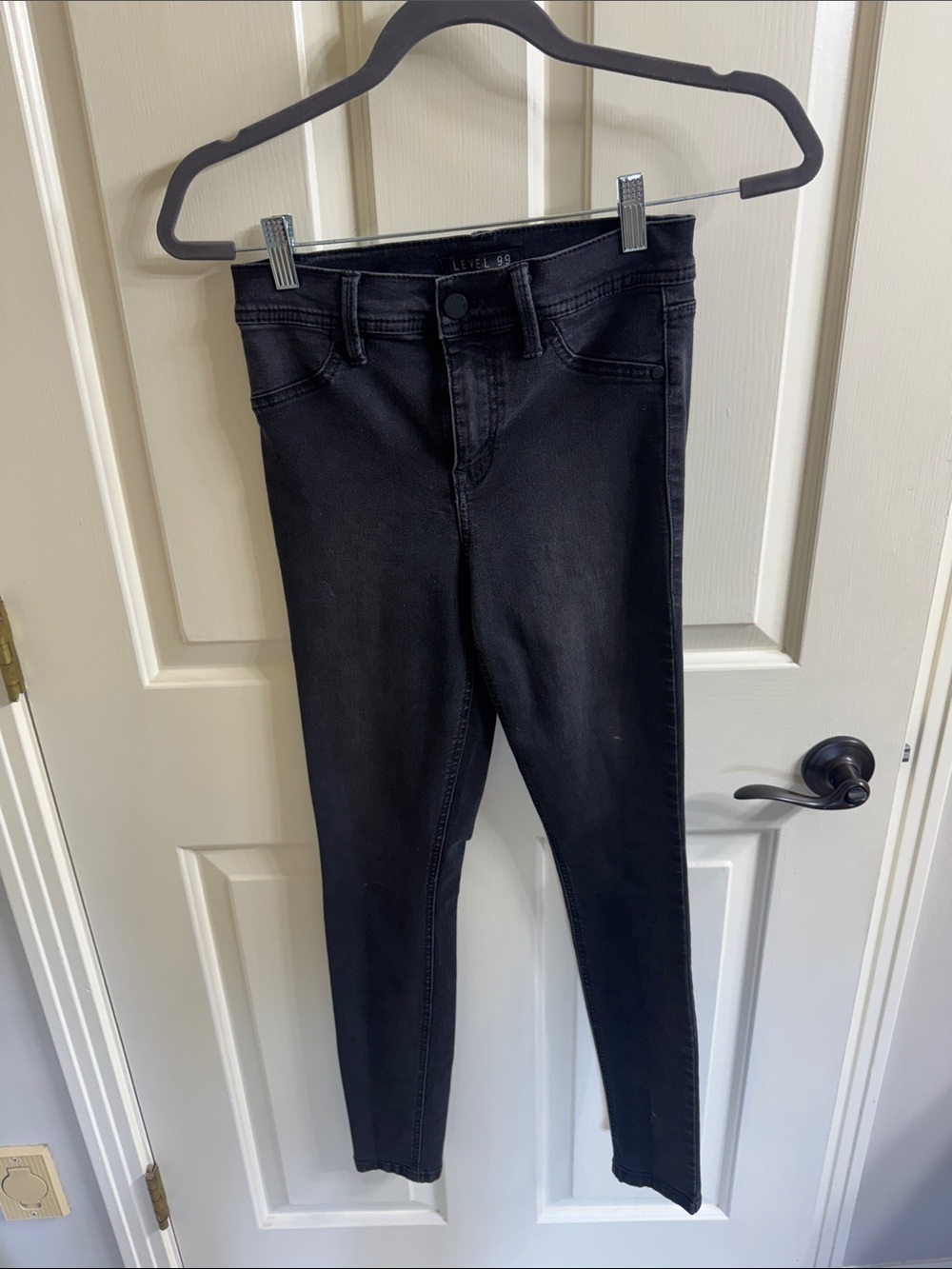Level 99 Skinny Women’s Jeans